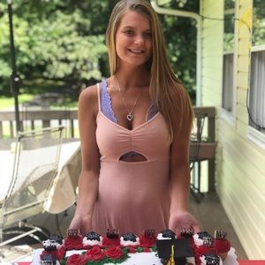 Meet your Posher, Holly